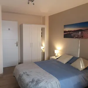  Pensión Mari En La Laguna, Alquiler Privada En Hostal, 6 Cerca De La Universidad Y Aeropuerto Norte, 3 Banos Compartidos